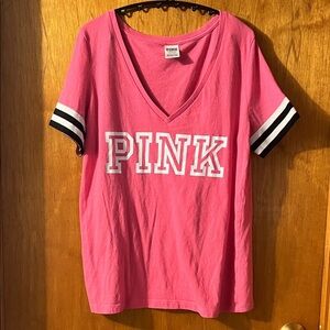 PINK Victoria's Secret Bright Pink Tee Size Large